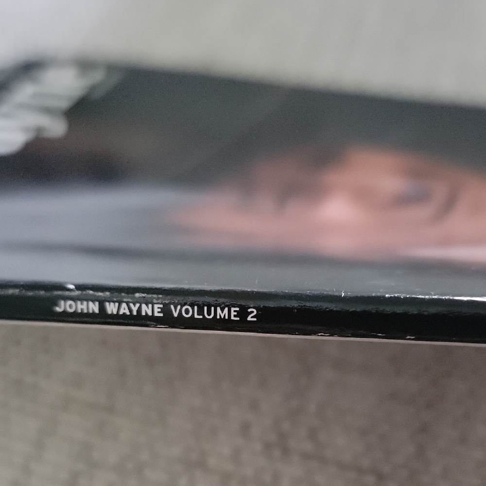 John Wayne Collector's Edition Magazine - Picture 7 of 7